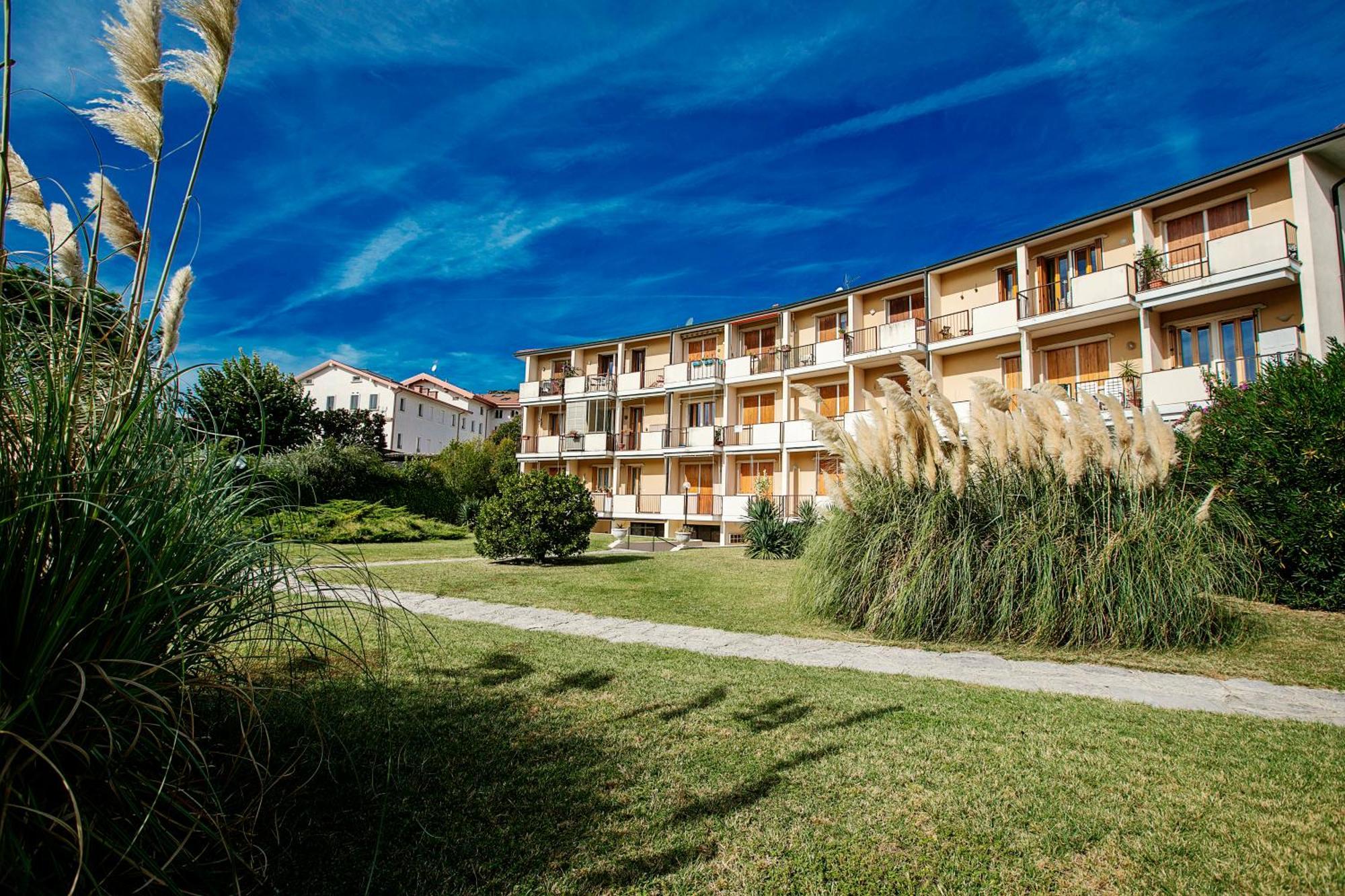 Spiaggia Azzurro -Lakeside With Terrace - Happy Rentals Toscolano Maderno Exterior foto